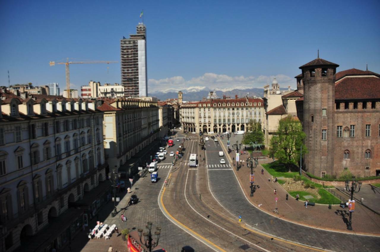 Апартаменты Mansarda In Piazza Castello Турин Экстерьер фото