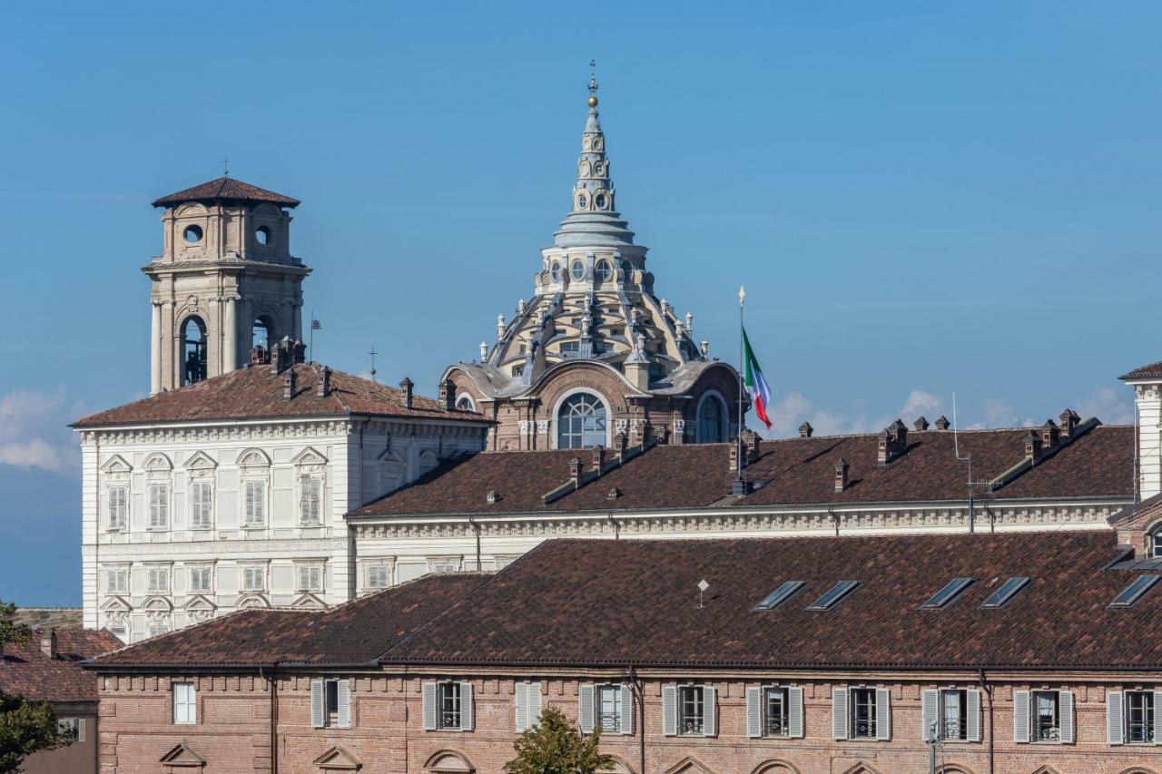 Апартаменты Mansarda In Piazza Castello Турин Экстерьер фото